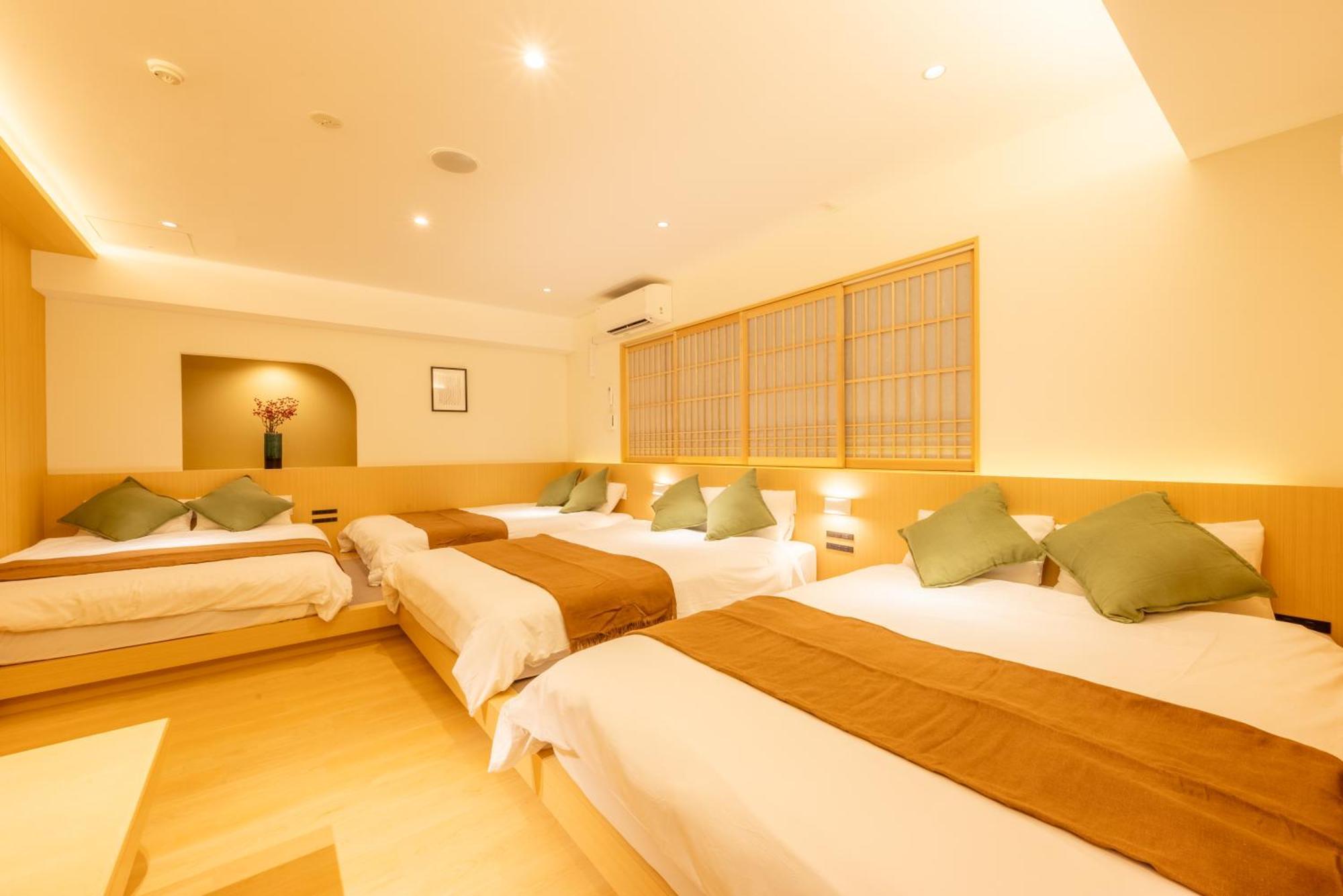 Comforts81 Shinsaibashi Osaca Quarto foto